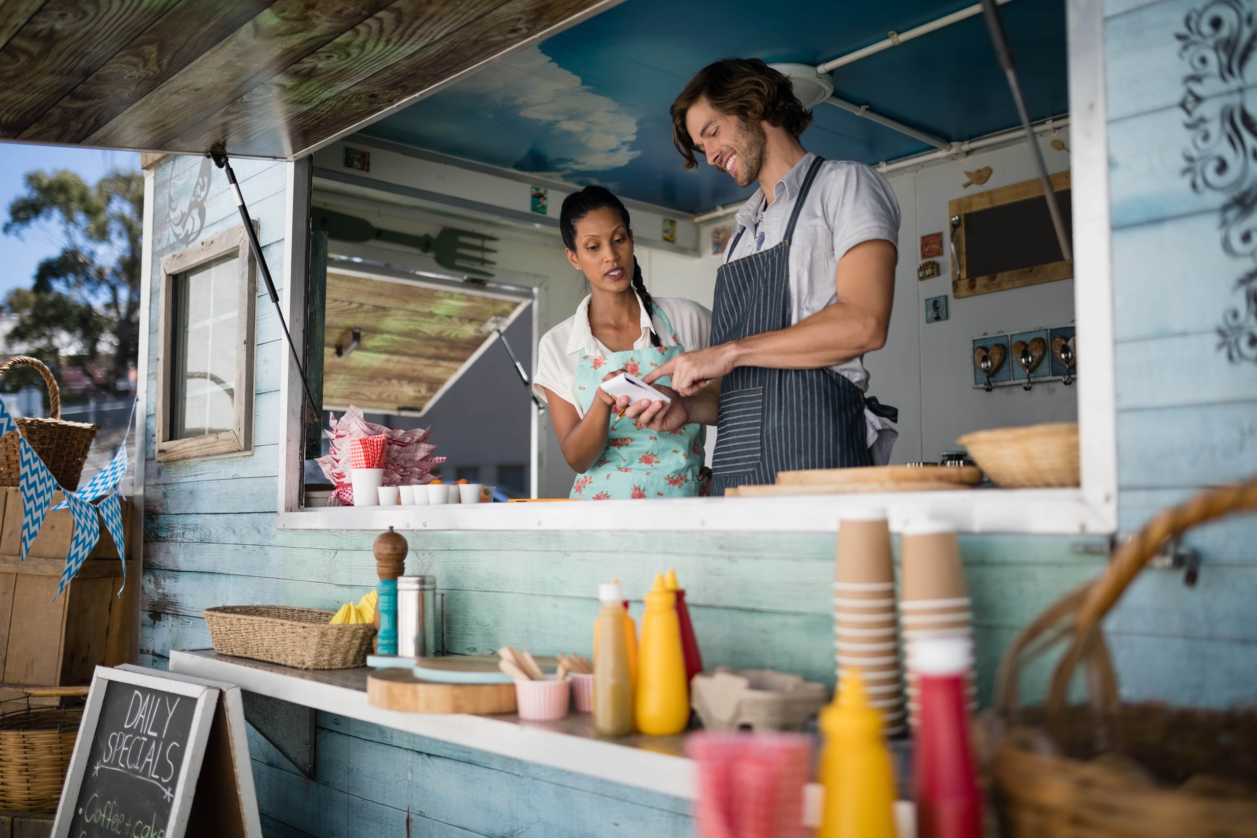 The Appeal of Small Food Stalls Why They’re Thriving